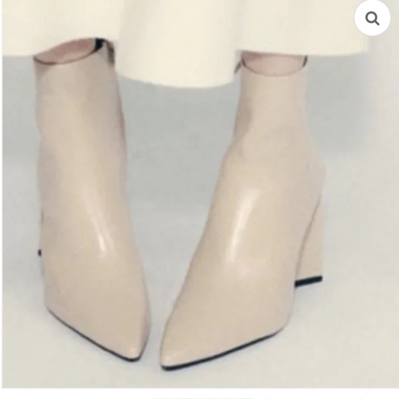 Zara Triangular Heeled Booties - Picture 4 of 9